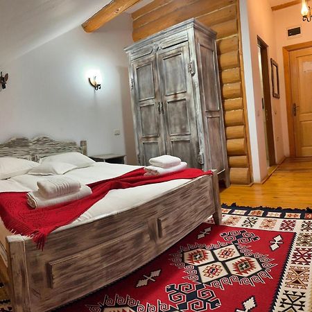 Domeniul Haiducilor Bucovina Suceava Exterior foto