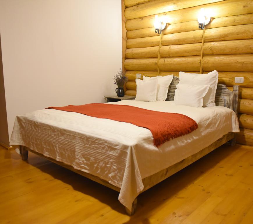 Domeniul Haiducilor Bucovina Suceava Exterior foto