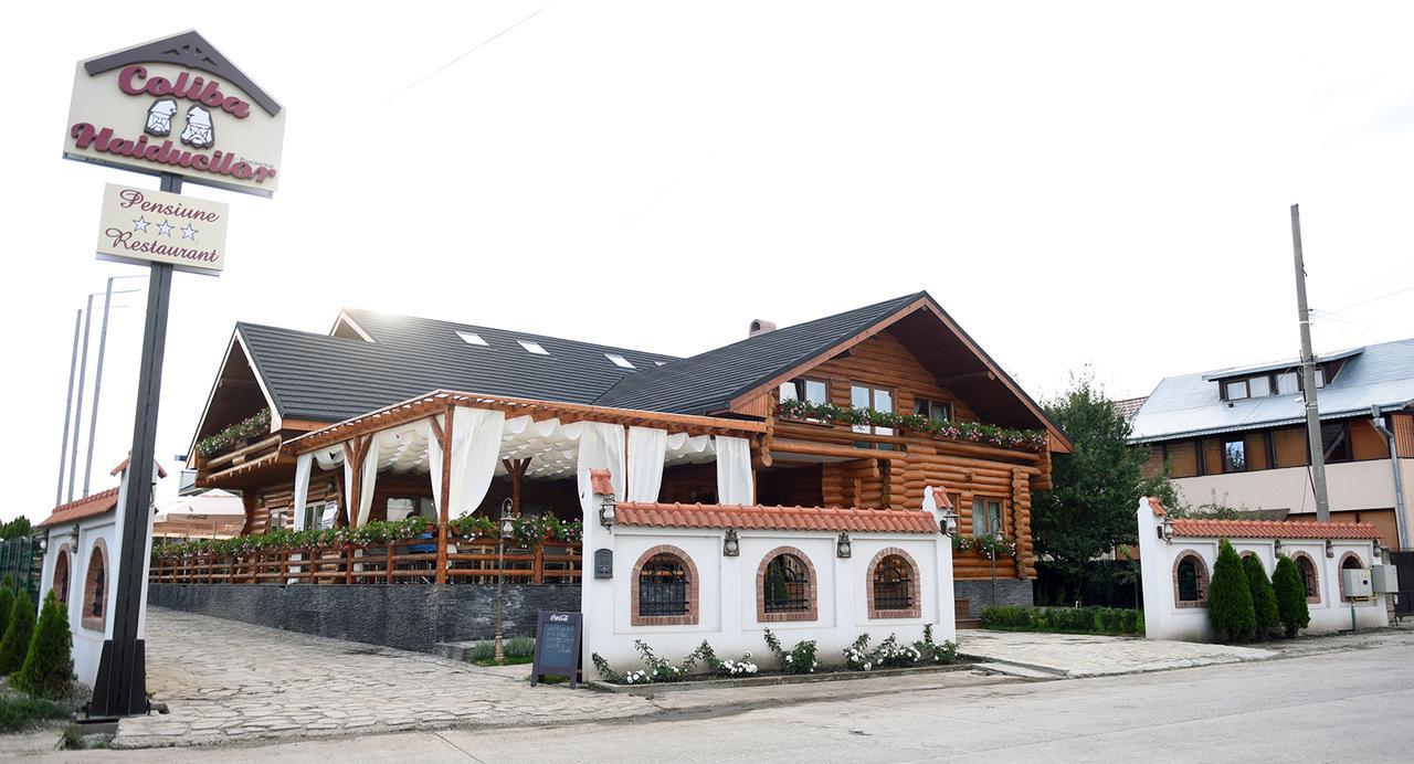 Domeniul Haiducilor Bucovina Villa Suceava Exterior foto